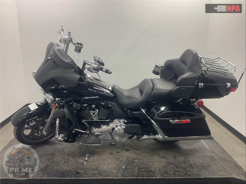 2022 Harley-Davidson FLHTK ULTRA LIMITED — фото 3