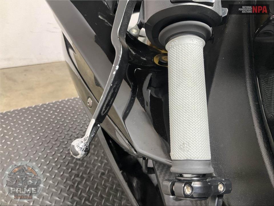 2011 Suzuki GSX-R750L1 — фото 24