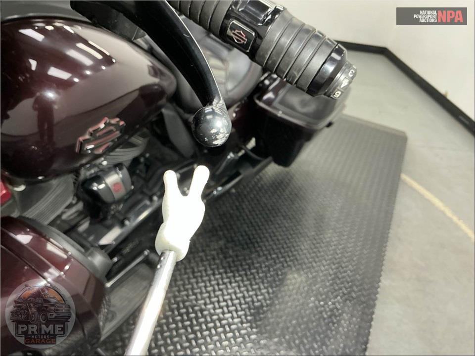 2019 Harley-Davidson FLHXSE CVO STREET GLIDE — фото 60