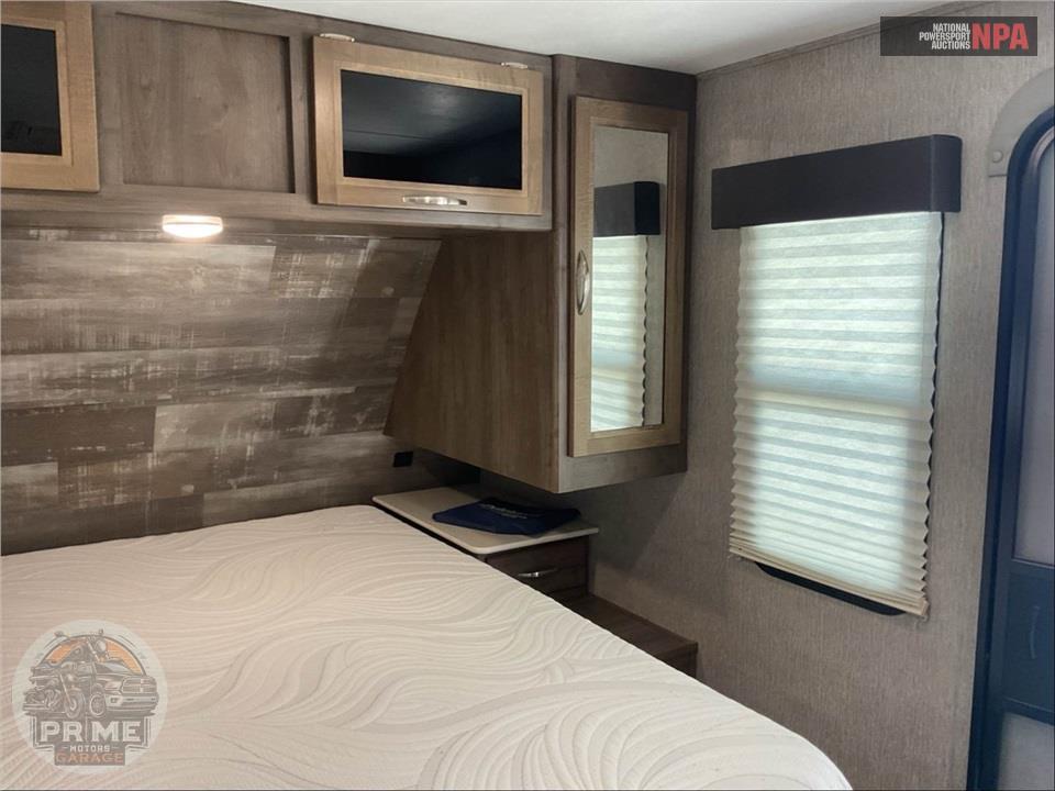 2020 Coleman By Dutchmen M-1805RB LIGHT SERIES — фото 11