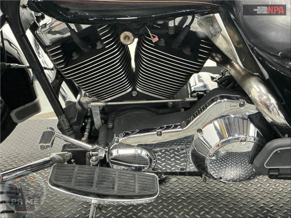 2002 Harley-Davidson FLHRCI ROAD KING CLASSIC — фото 7