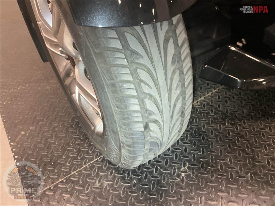 2011 Can-Am SPYDER RT-S SE5 — фото 23