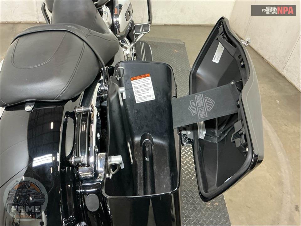 2023 Harley-Davidson FLHX STREET GLIDE — фото 18