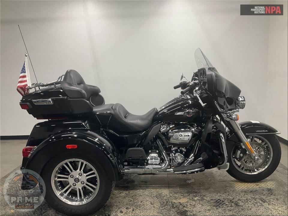 2024 Harley-Davidson FLHTCUTG TRI GLIDE ULTRA CLASSIC — фото 1