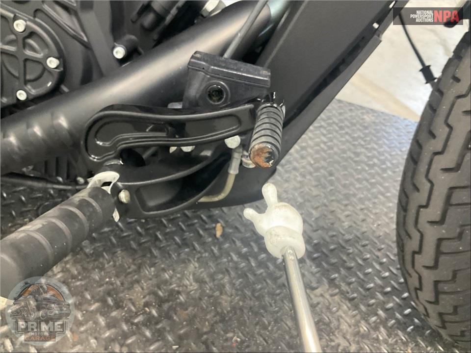 2019 Indian Motorcycle SCOUT BOBBER — фото 18