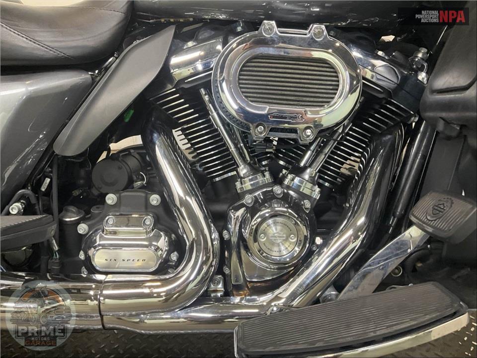 2022 Harley-Davidson FLTRK ROAD GLIDE LIMITED — фото 6