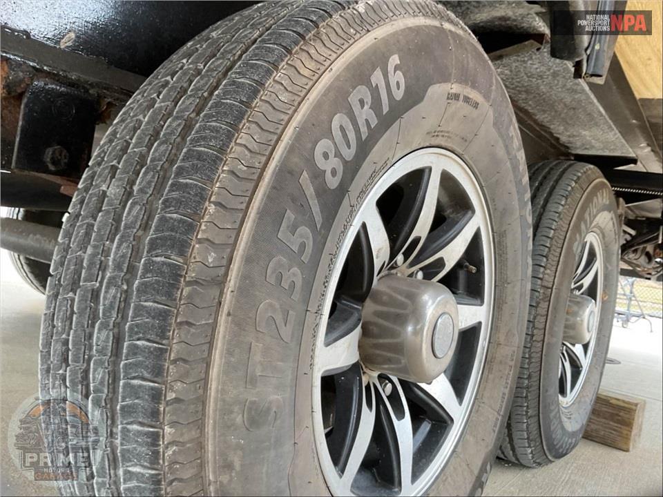 2017 Sabre By Forest River M-36BHQ - FIFTH WHEEL SERIES — фото 44