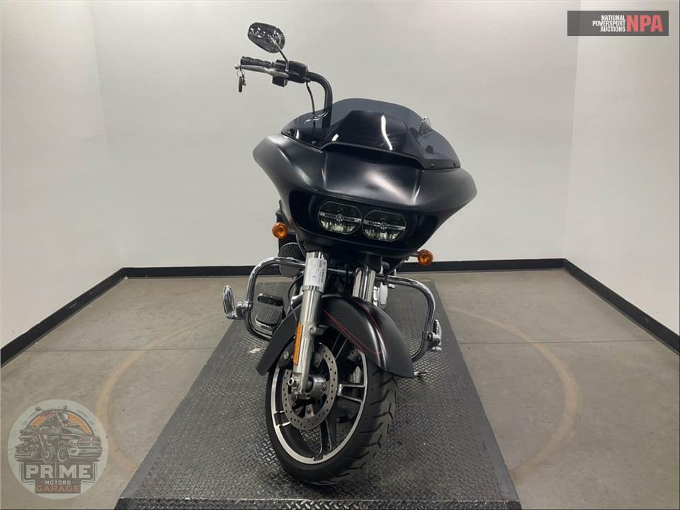 2015 Harley-Davidson FLTRXS ROAD GLIDE SPECIAL — фото 2