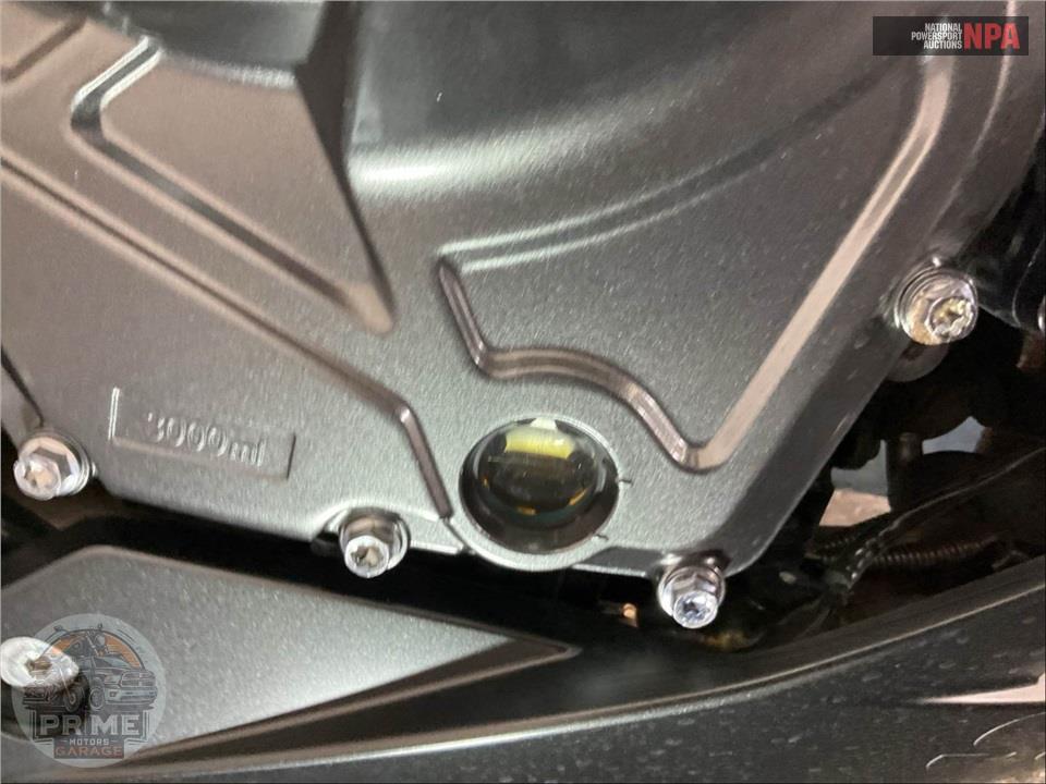 2025 Suzuki GSX800FRQM5 GSX-8R — фото 8