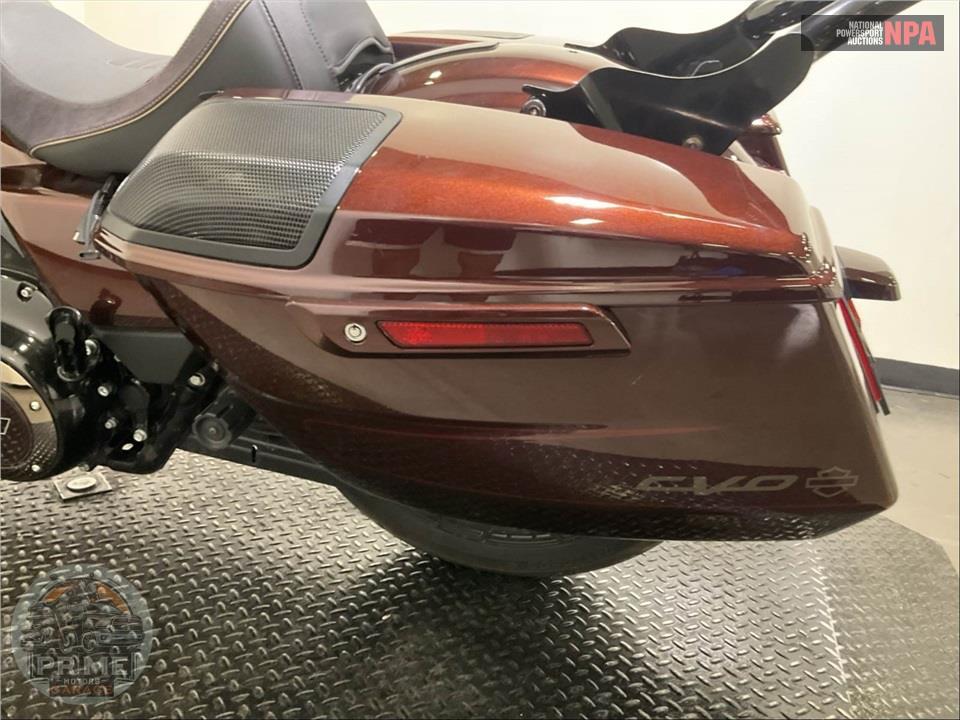 2024 Harley-Davidson FLHXSE CVO STREET GLIDE — фото 28