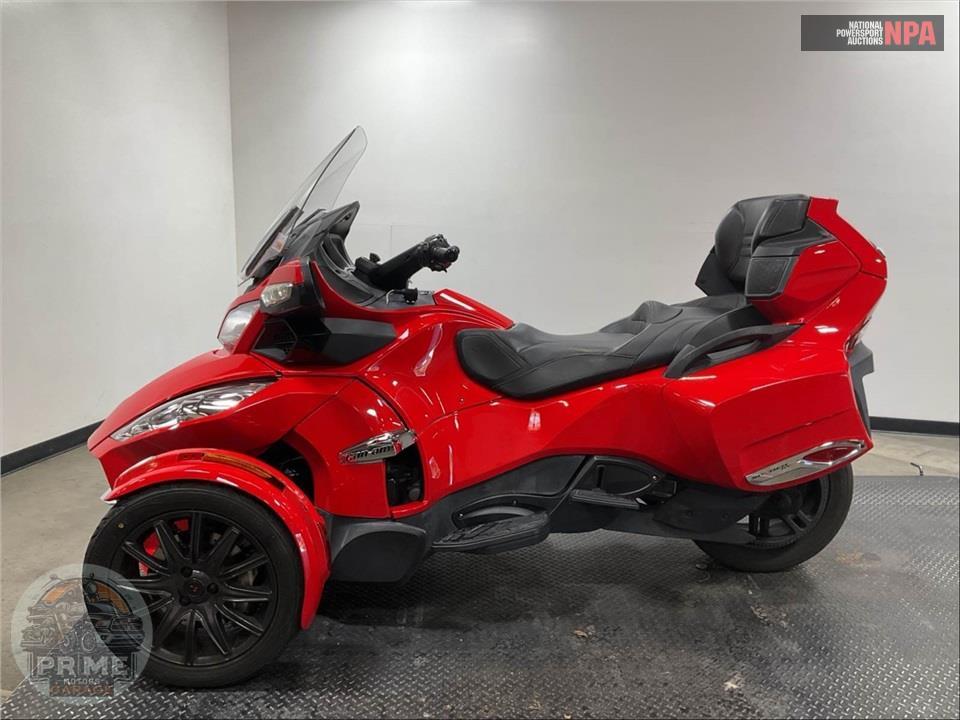 2013 Can-Am SPYDER RT-S SE5 — фото 3