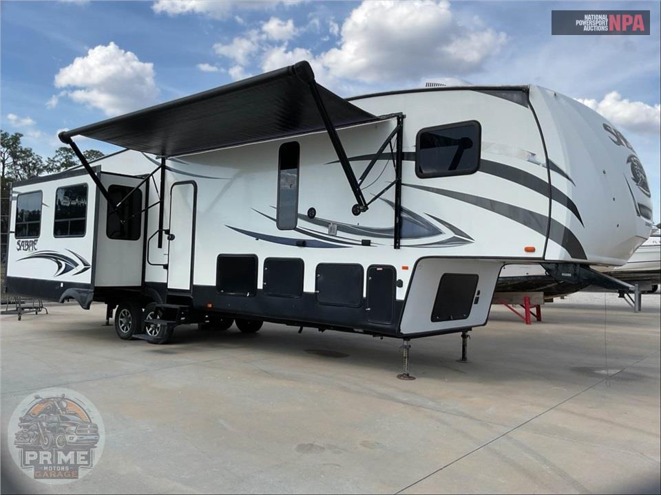 2017 Sabre By Forest River M-36BHQ - FIFTH WHEEL SERIES — фото 1