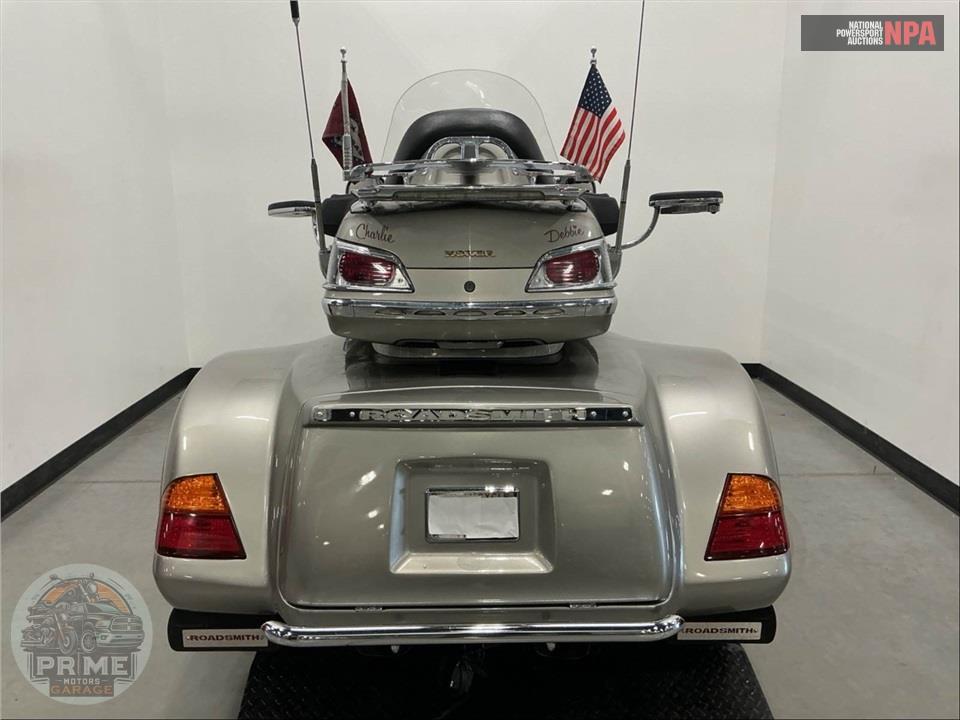 2002 Honda GL18002 GOLDWING — фото 4