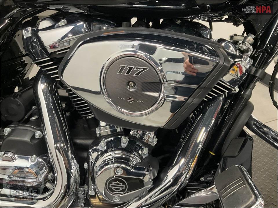 2025 Harley-Davidson FLHX STREET GLIDE — фото 6