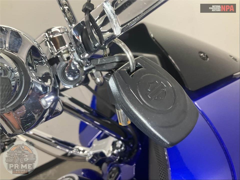 2025 Harley-Davidson FLTRXSE CVO ROAD GLIDE — фото 11