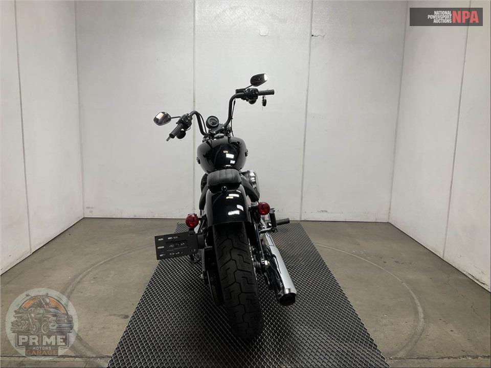 2025 Harley-Davidson FXBB STREET BOB — фото 4