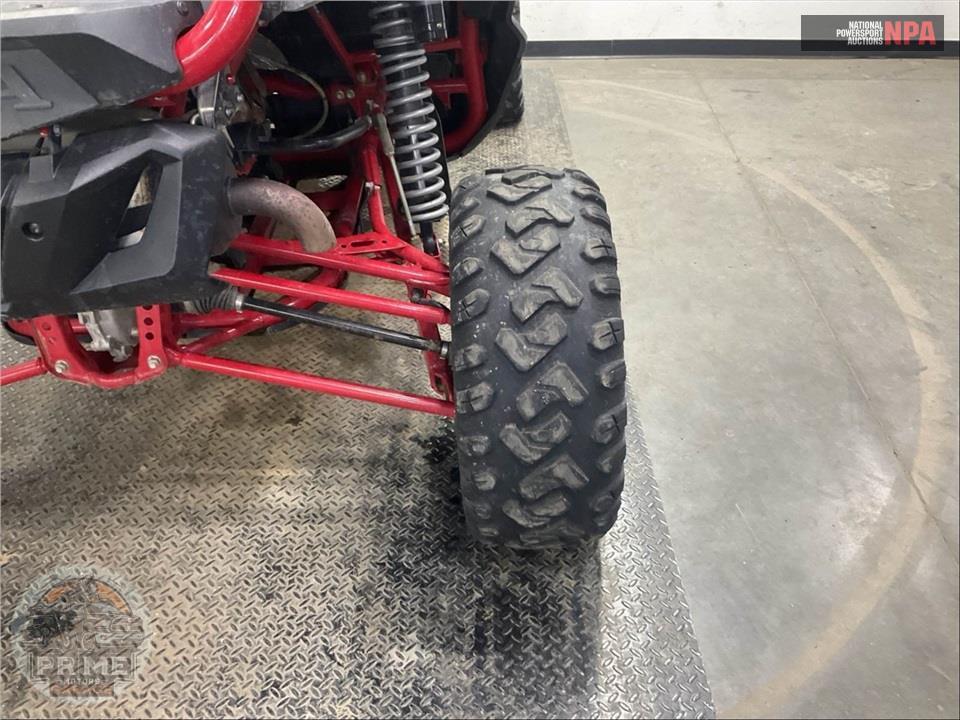 2023 Honda SXS1000S2R TALON 1000R FOX LIVE VALVE — фото 25