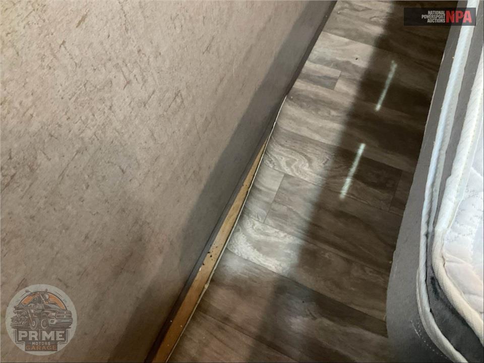 2017 Highland Ridge Rv M-295FBH - LIGHT FIFTH WHEEL SERIES — фото 23