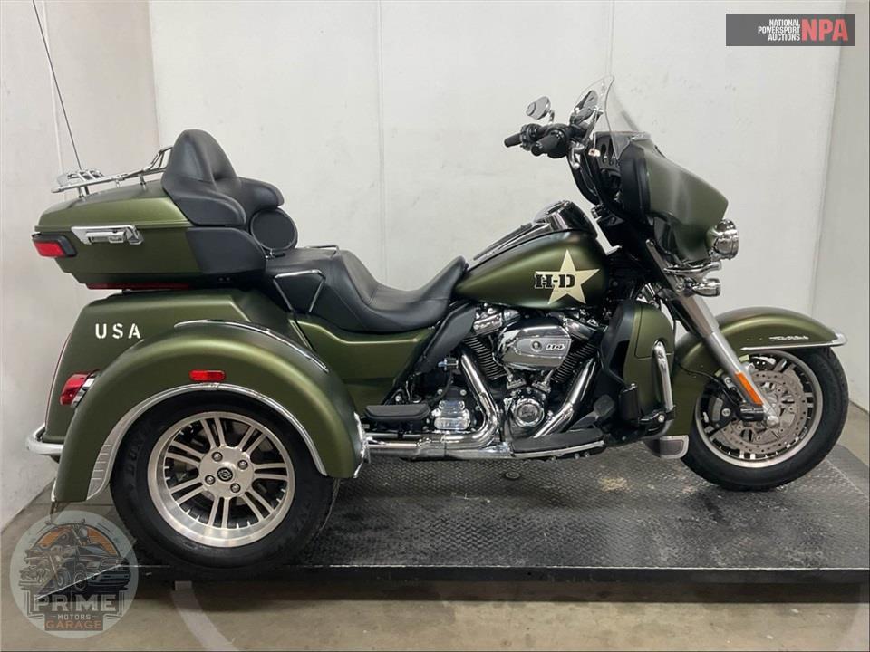 2022 Harley-Davidson FLHTCUTG TRI GLIDE ULTRA CLASSIC — фото 1