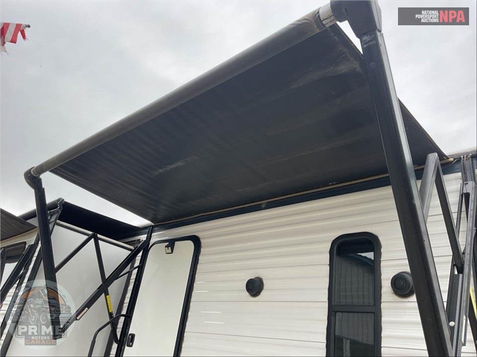 2022 Crossroads Rv M-340 RE - ZINGER SERIES — фото 25
