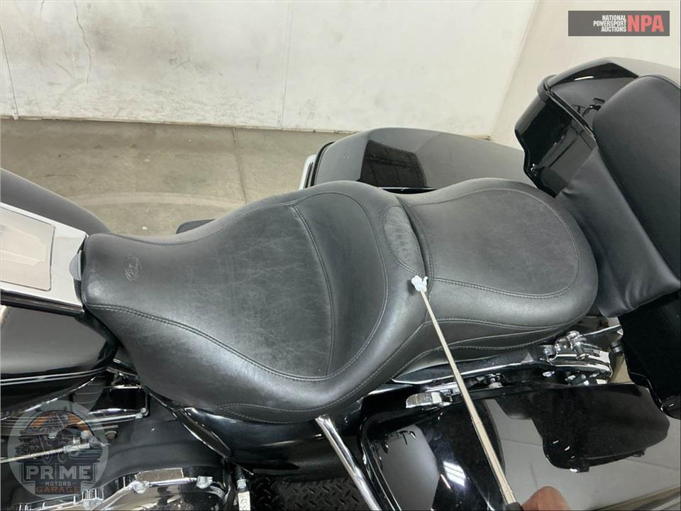 2015 Harley-Davidson FLHR ROAD KING — фото 35