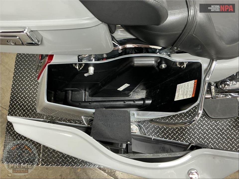 2025 Harley-Davidson FLHXU STEET GLIDE ULTRA — фото 22
