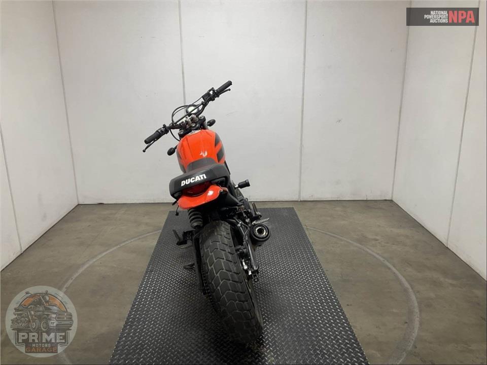 2019 Ducati SCRAMBLER SIXTY2 (ATOMIC TANGERINE) — фото 4