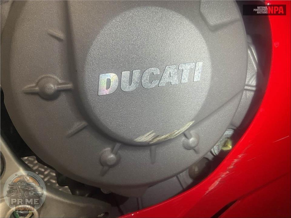 2025 Ducati PANIGALE V2 — фото 10