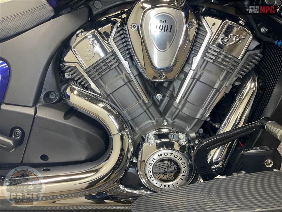 2022 Indian Motorcycle CHALLENGER LIMITED (TWO TONE) — фото 6