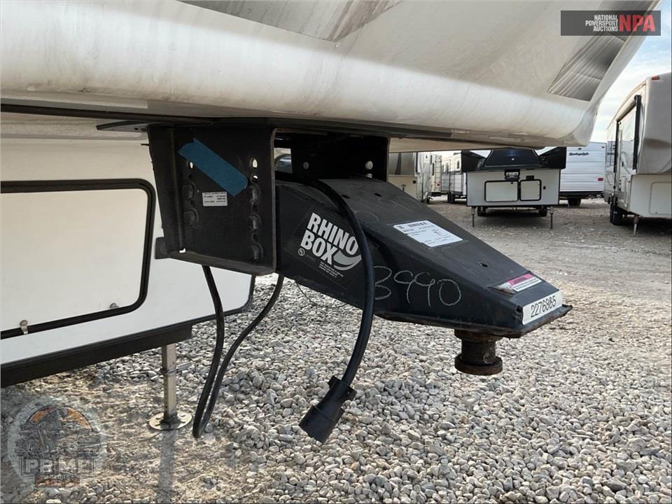2022 Cherokee By Forest River M-3990SUITE ARCTIC WOLF FIFTH WHEEL SERIES — фото 39