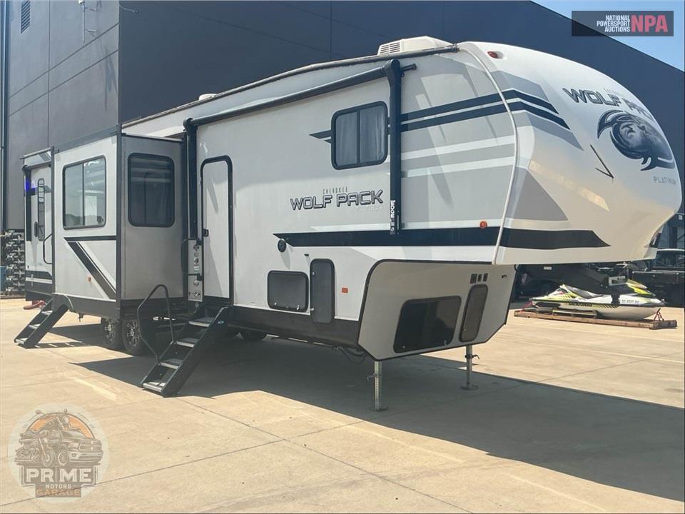 2021 Cherokee By Forest River M-325PACK13 - WOLF PACK TOY HAULER TOY HAULER SERIES — фото 1