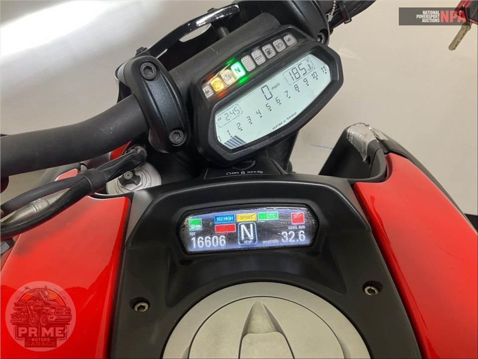 2015 Ducati DIAVEL CARBON RED — фото 5