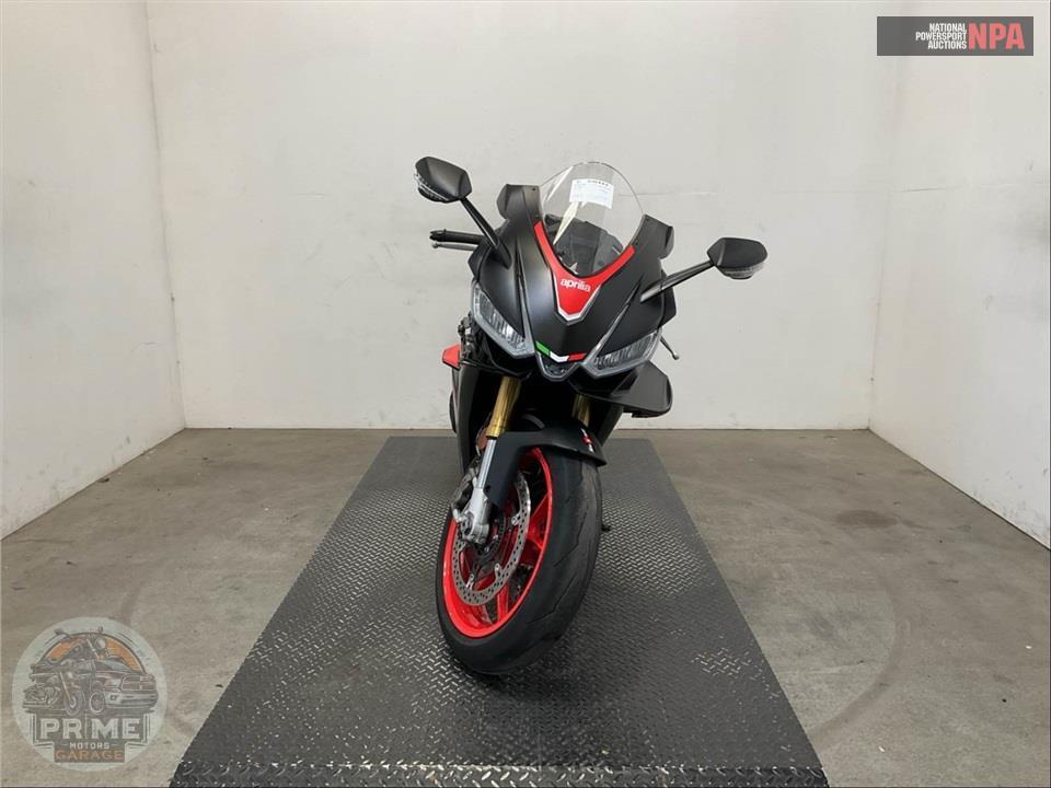 2024 Aprilia RSV4 1100 — фото 2