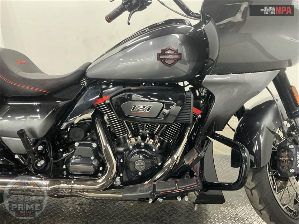 2025 Harley-Davidson FLTRXSE CVO ROAD GLIDE — фото 6