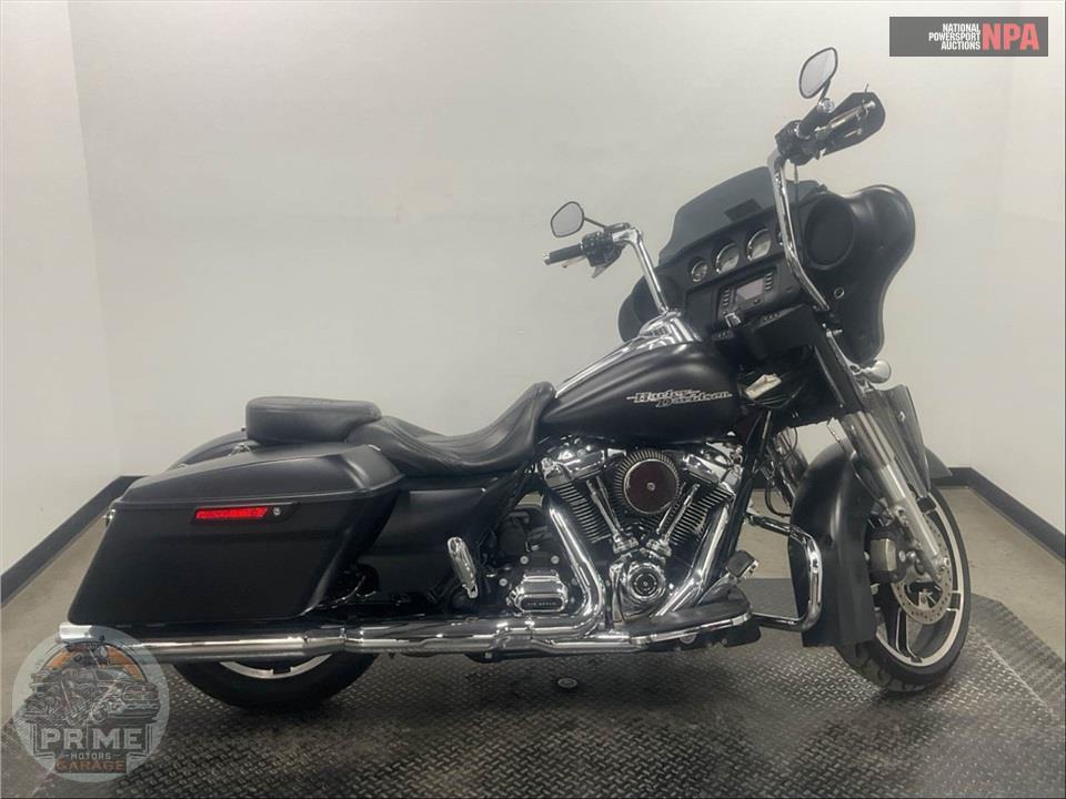 2017 Harley-Davidson FLHX STREET GLIDE — фото 1
