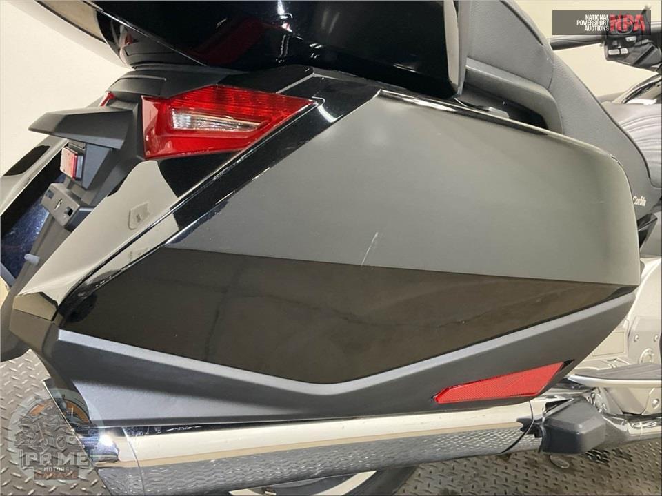 2019 Honda GL1800D GOLDWING TOUR DCT (BLACK) — фото 22