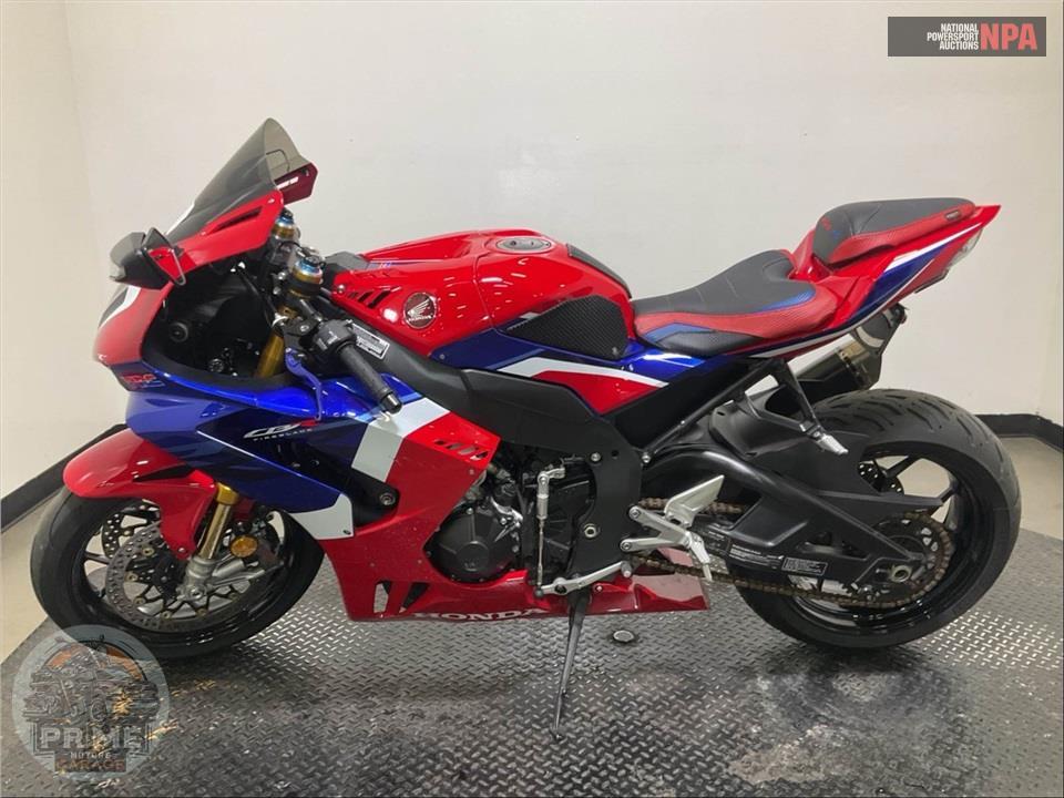 2021 Honda CBR1000RR-R FIREBLADE SP — фото 3