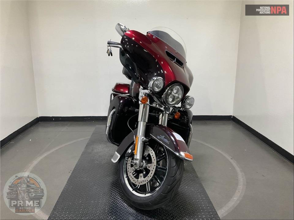 2015 Harley-Davidson FLHTK ELECTRA GLIDE ULTRA LIMITED — фото 2