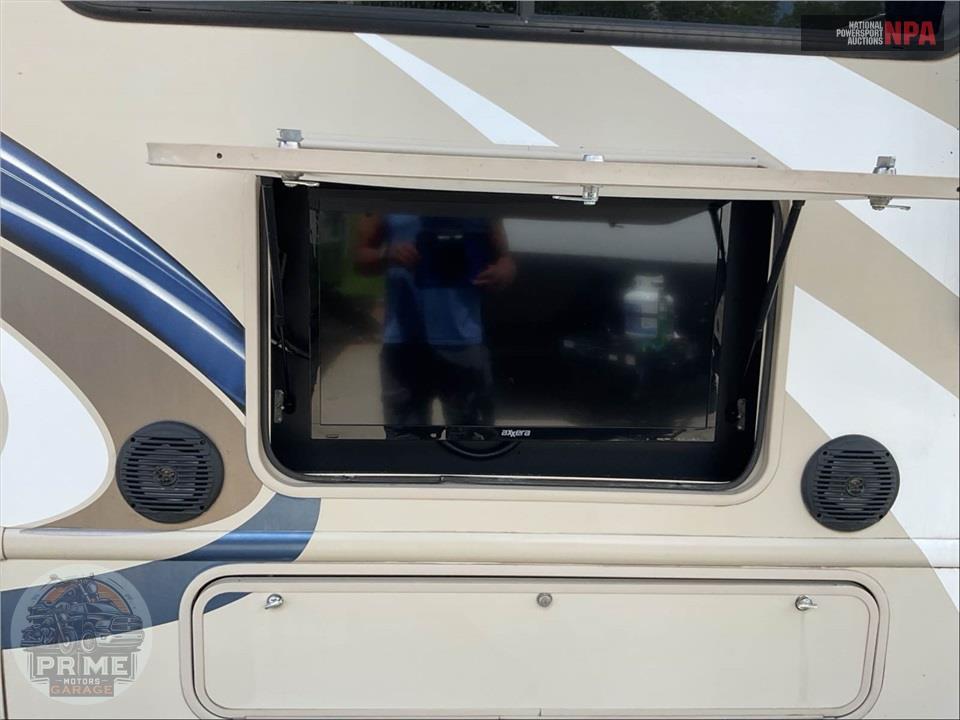 2017 Thor Motor Coach M-29FE E450-V10 - FREEDOM ELITE SERIES — фото 60