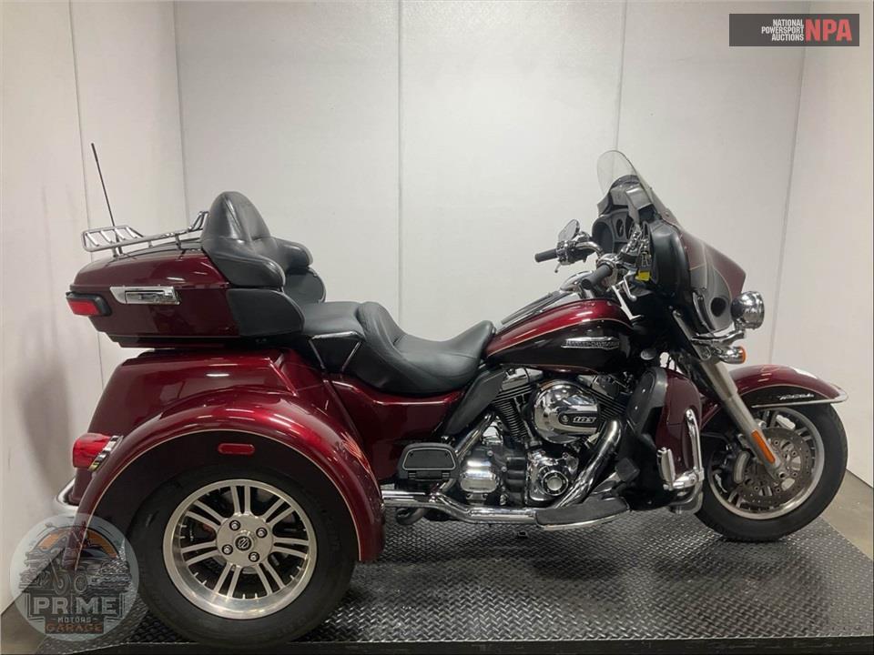 2014 Harley-Davidson FLHTCUTG TRIGLIDE ULTRA CLASSIC — фото 1