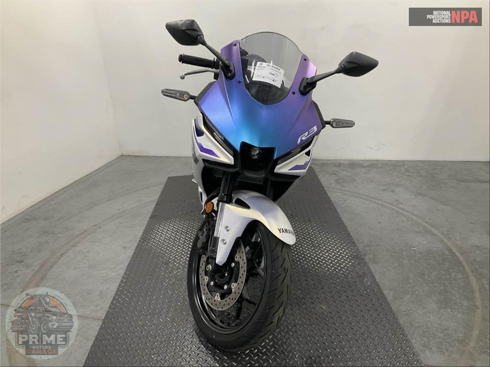 2025 Yamaha YZF-R3 — фото 2