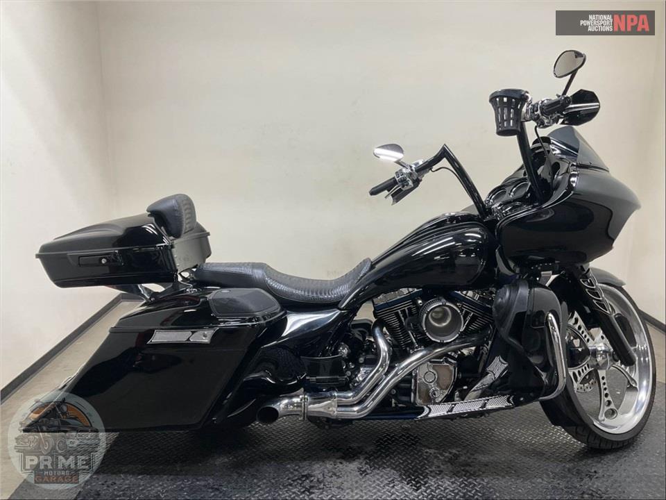 2016 Harley-Davidson FLTRU ROAD GLIDE ULTRA — фото 1