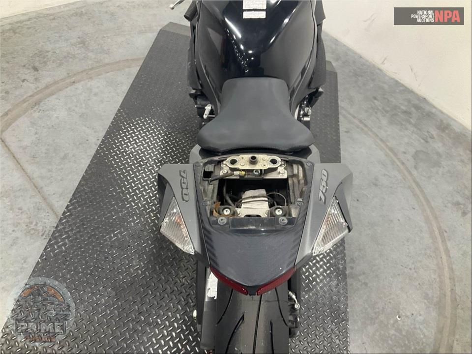2013 Suzuki GSX-R750L3 — фото 27