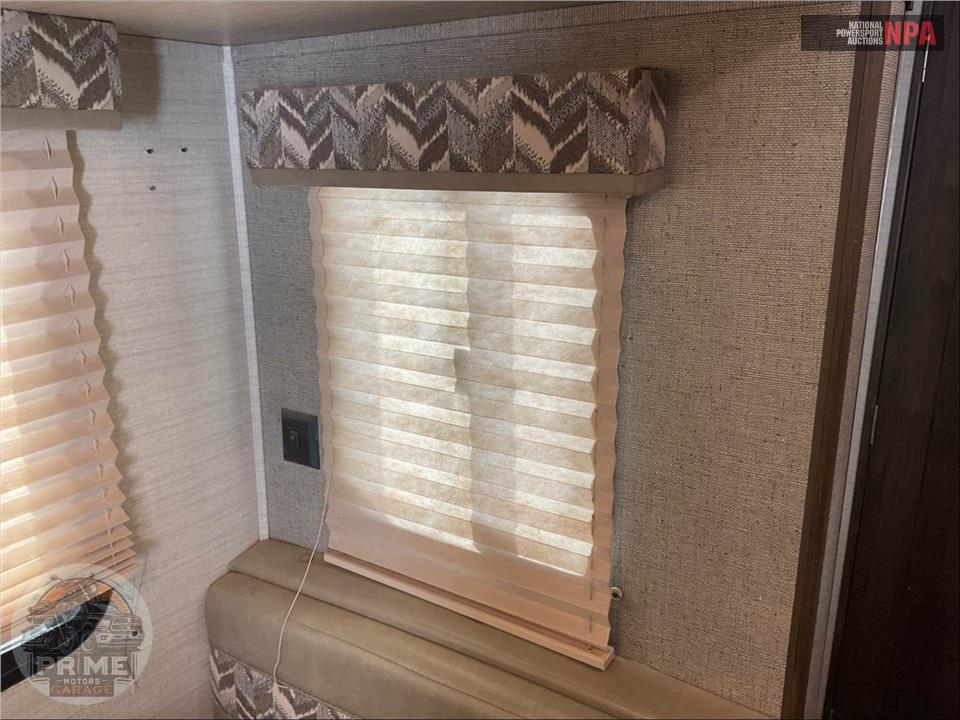 2019 Keystone Rv M-34 BIPR BULLET PREMIER ULTRA SERIES — фото 29