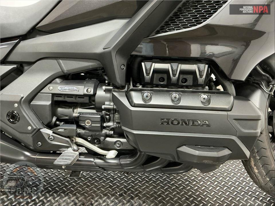 2021 Honda GL1800D GOLDWING TOUR DCT — фото 6