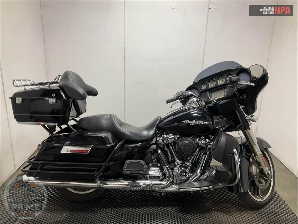 2018 Harley-Davidson FLHX STREET GLIDE — фото 1