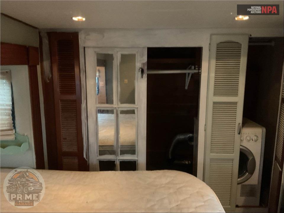2010 Keystone Rv M-3640 RL - ALPINE FIFTH WHEEL SERIES — фото 56