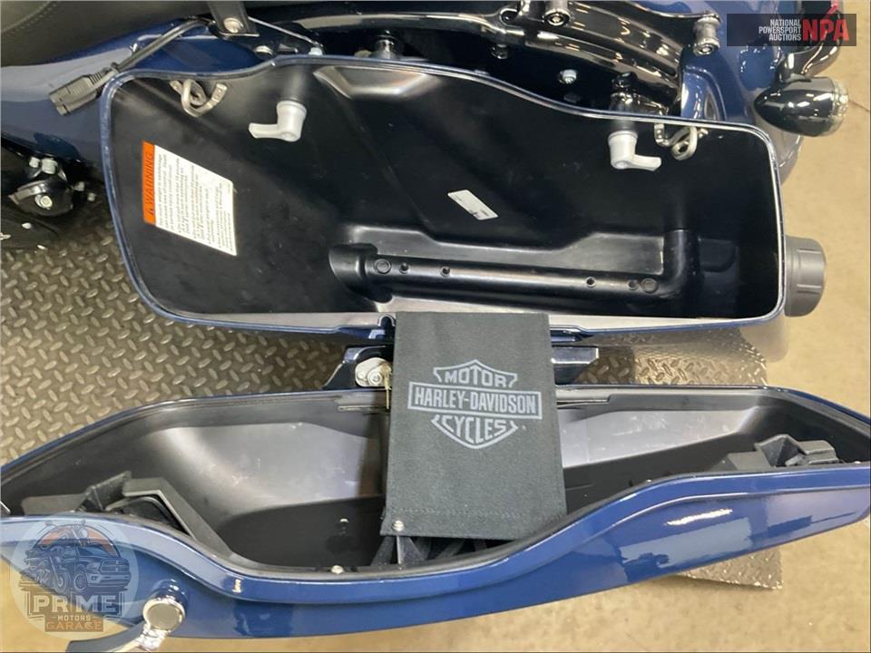 2019 Harley-Davidson FLHXS STREET GLIDE SPECIAL — фото 19