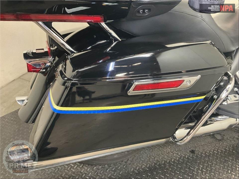 2022 Harley-Davidson FLTRK ROAD GLIDE LIMITED — фото 17