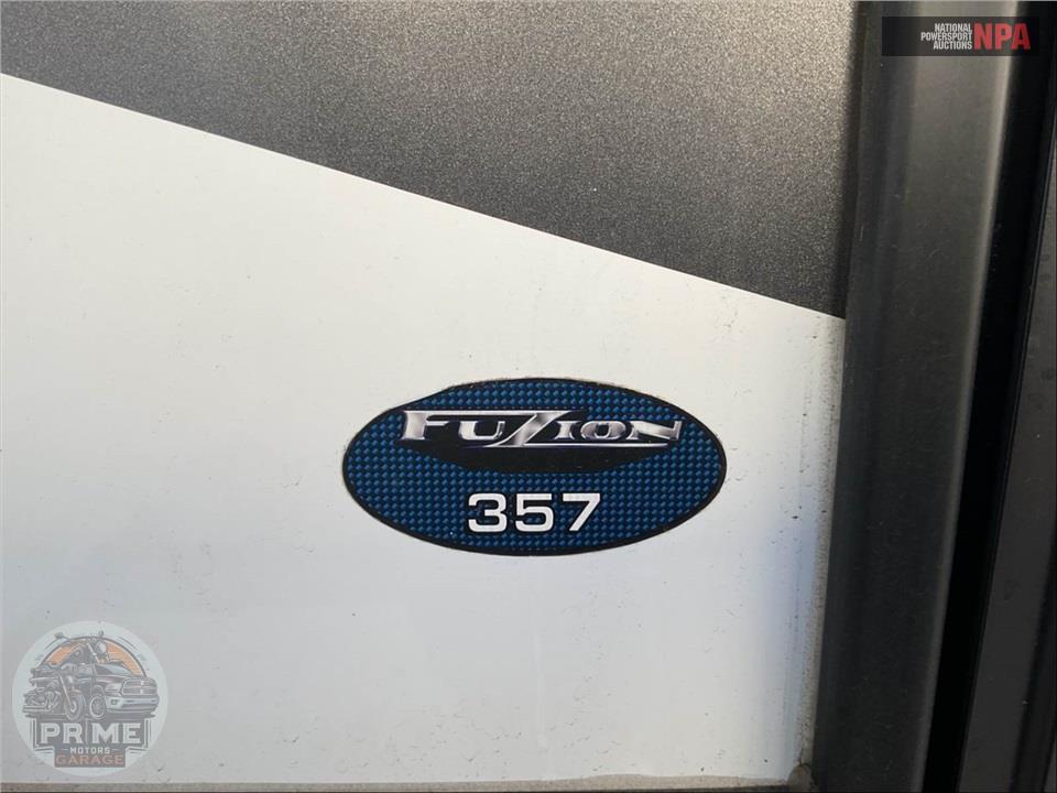 2020 Keystone Rv M-357 - FUZION TOY HAULER TOY HAULER SERIES — фото 5